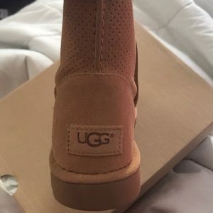 UGG mini boots unlined